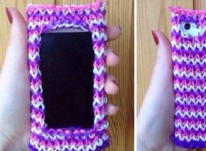 Phone case made of rubber bands