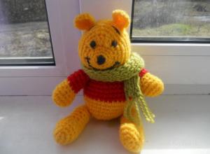 Crochet Winnie the Pooh bear