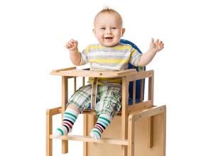 Jak vybrat vysokou židli pro krmení dítěte, aby nedošlo k chybě?
